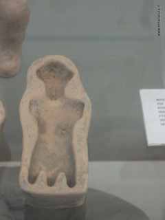 seo archeologico Naxos-Matrice di bambolina 22-07-2015 10-25-30